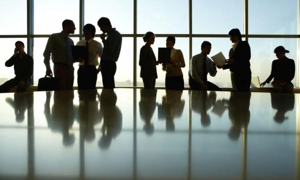 Ολοι όσοι δικαιούνται το έκτακτο επίδομα των 800 ευρώ (λίστα)